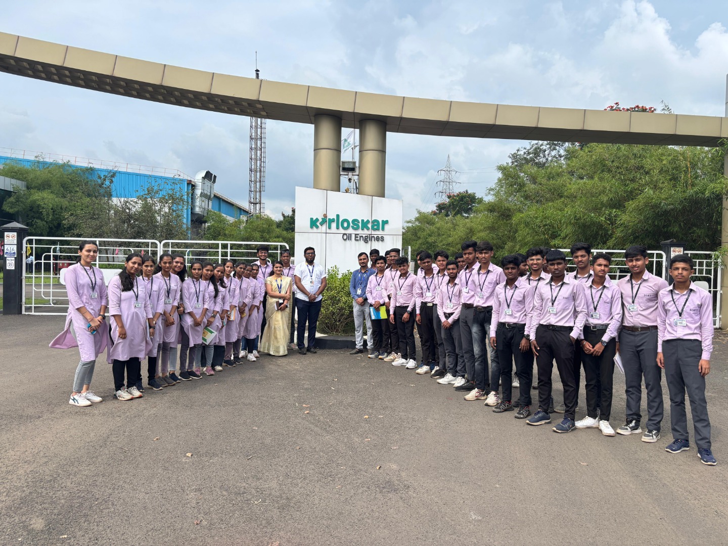 TY Mechanical visited to Kirloskar Oil Engine, D1 Five Star M.I.D.C. Kagal.